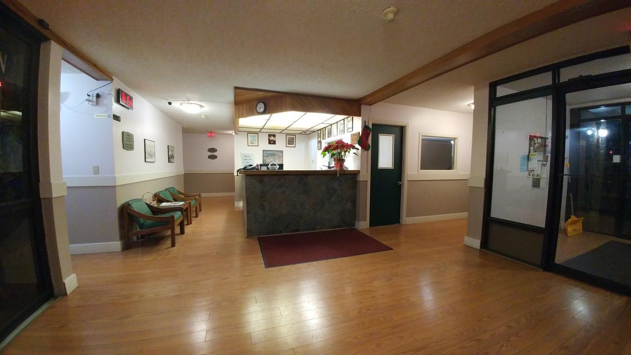 Vulcan Country Inn Экстерьер фото